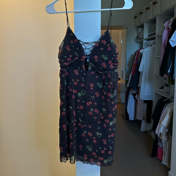 NWT Urban Outfitters Floral Dress | Size Large - Picture 3 of 7